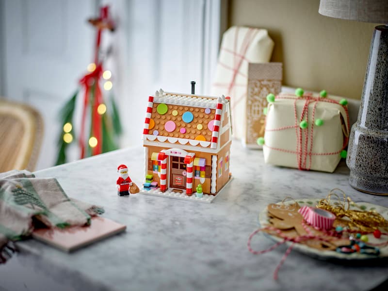 Lego: Festive Gingerbread House (40809)